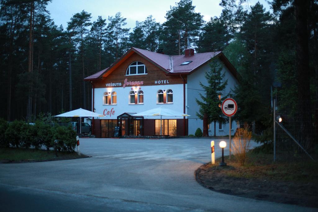 Hotel Jerevan Druskininkai Exterior photo